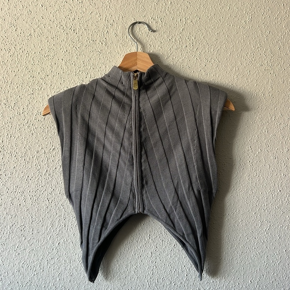 Camila Coelho top size small - Picture 2 of 5